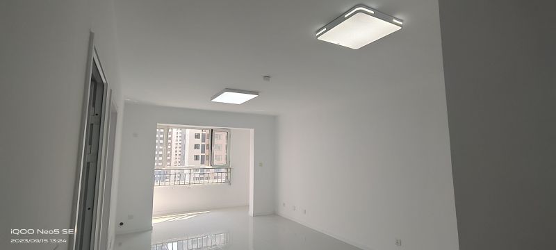 2室2廳1廚1衛（可改3室1廳1廚1衛）， 繁華商圈，近學校，好房出租。房東直租無中介費