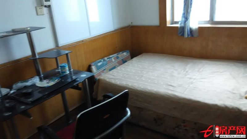 春秋閣南區精裝修四居室招租，家電齊全、拎包即住