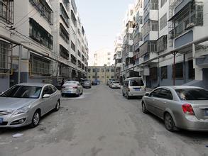 府前小區全套家具、家電，拎包即住，干凈衛生，