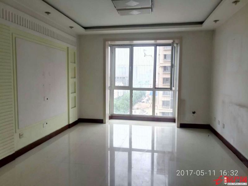 新興南區續建北關小學，老一中，學區房，全明戶型。