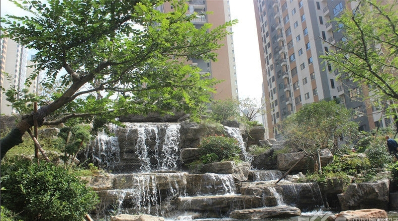 人和天地，回遷毛坯房，上房費已交清，需全款，可押尾款。