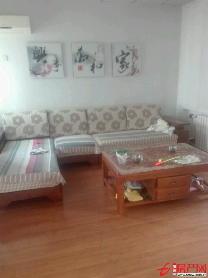 大同天下附近，德馨花園 ，實(shí)小學(xué) 區(qū)，3室1廳，滿五，可貸，