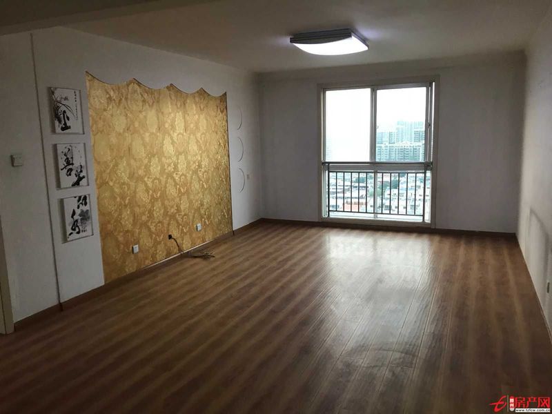 濱江國際對過，陽光麗景，3室2廳，精裝，黃 金樓層 ，可貸款