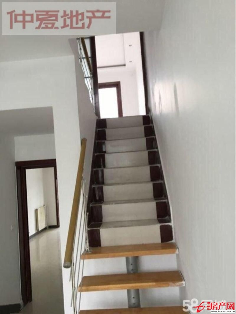 櫻花苑復式房辦公住房倆用?。?！