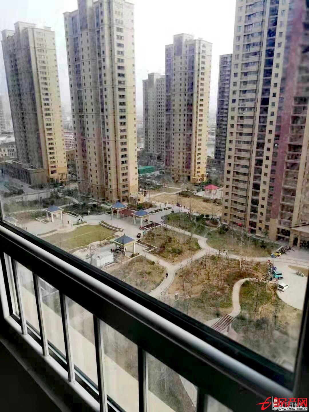 金河灣優(yōu)質(zhì)戶型中間樓層學(xué)區(qū)房業(yè)主誠(chéng)心出售價(jià)格合理