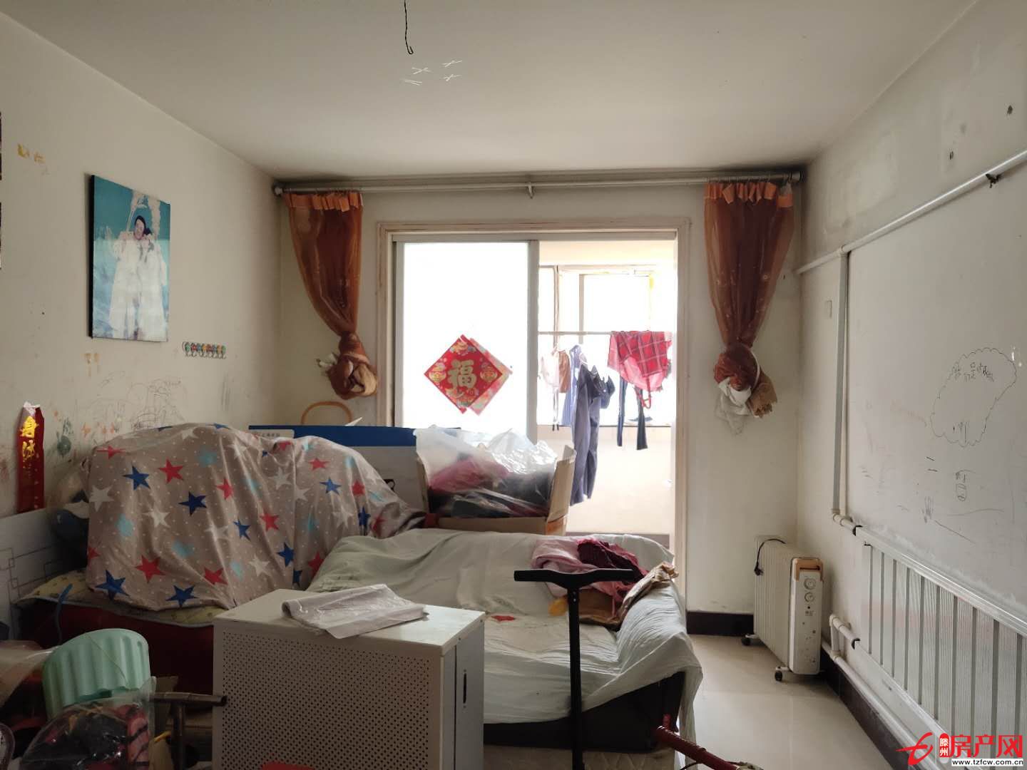 德明花園的，多層2樓三室兩廳，附送儲藏室，104平，證五可貸
